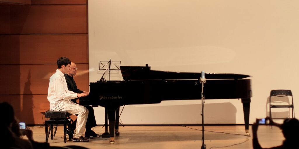 CONCIERTO MANUEL Y ALGIS